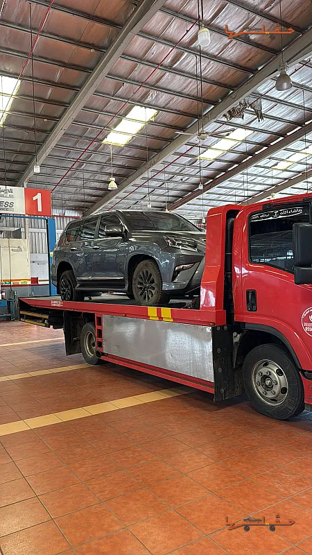 سطحة هيدروليك مع منصة خفض - سطحة هيدروليك الطائف طريق الرياض في الطائف