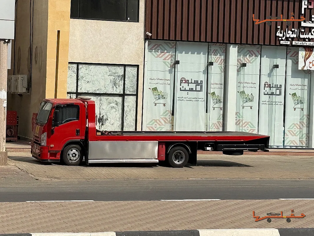 سطحة هيدروليك مع منصة خفض - سطحة بيش  الخط الدولي هدروليك في جازان