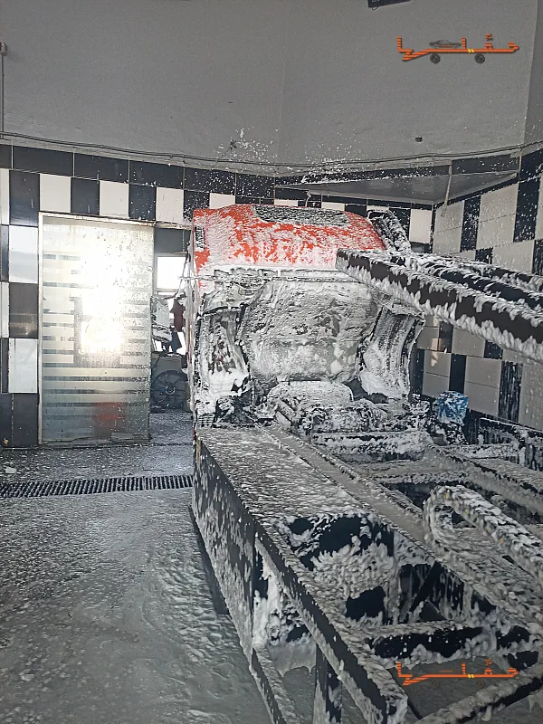 سطحة هيدروليك مع منصة خفض - سطحة جدة ابو نوره في حائل