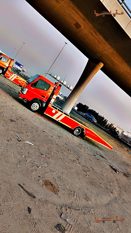 مساعدة على الطريق والأعطال - سطحة جدة السريعه في جدة