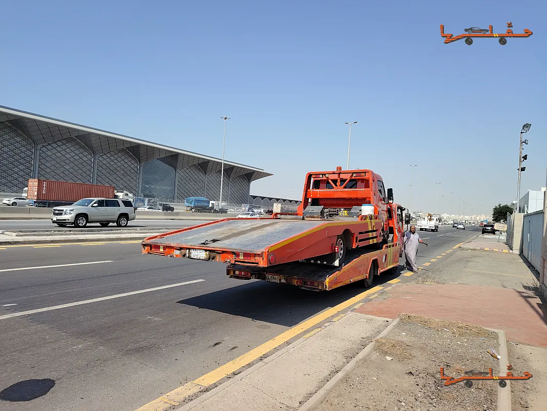 مساعدة على الطريق والأعطال - سطحة جدة في جدة