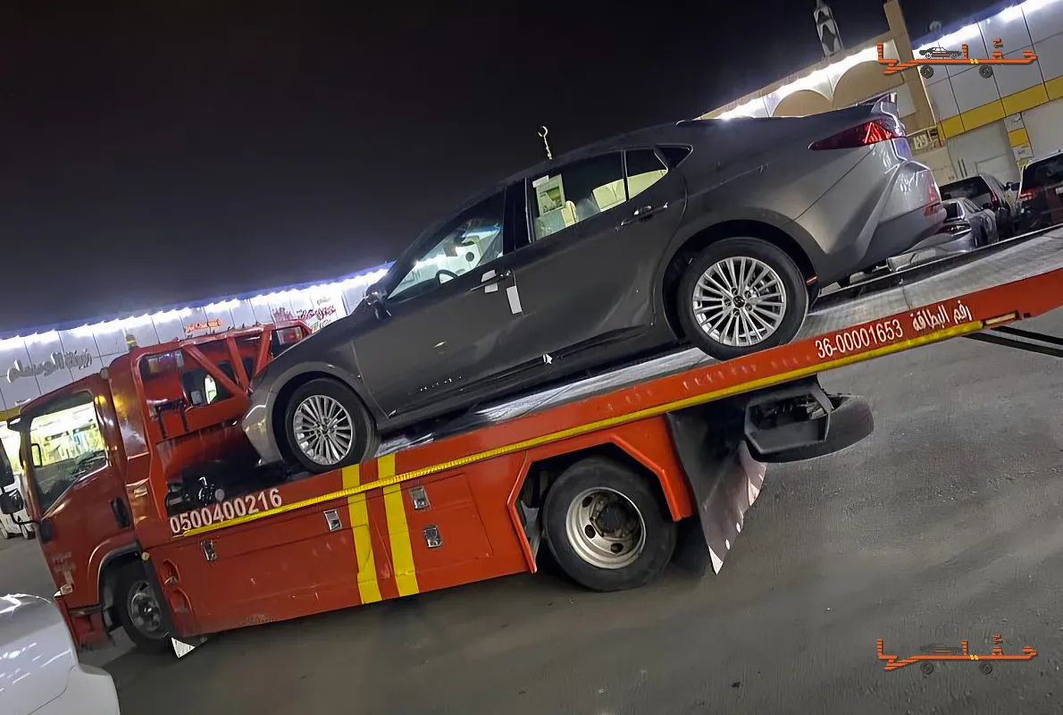 نقل سيارات منخفضة القاعدة - سطحة هيدروليك بالمدينة المنورة متوفر عجلات في المدينة المنورة