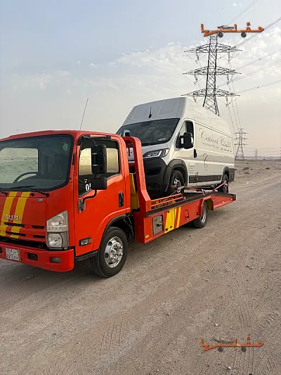 سطحه الشرقية لنقل السيارات في الهفوف