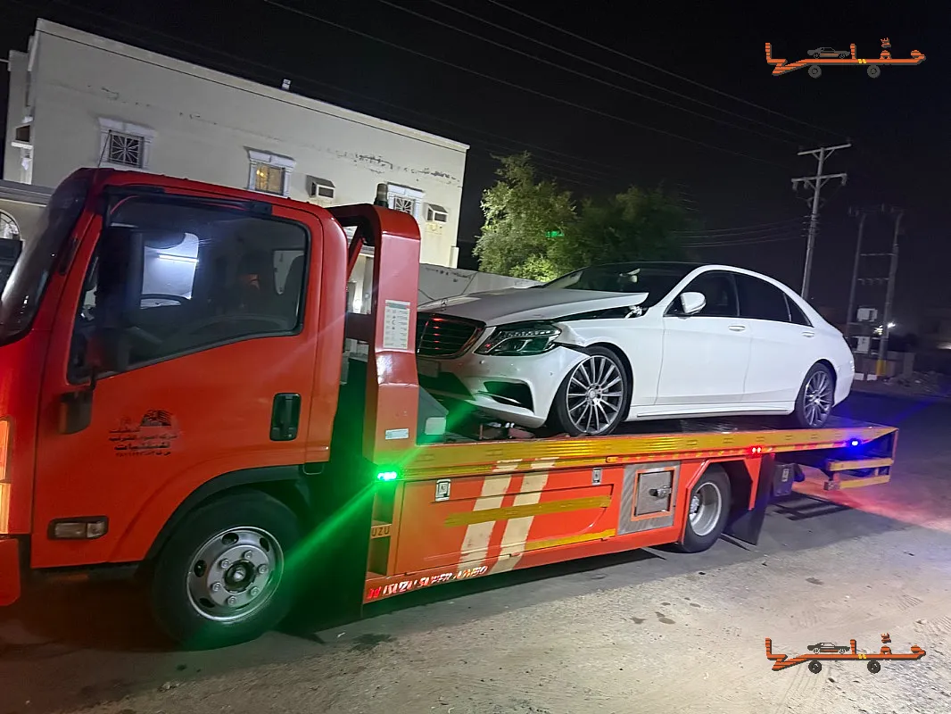 سطحة هيدروليك مع منصة خفض - سطحه قريبا من موقعك في جدة